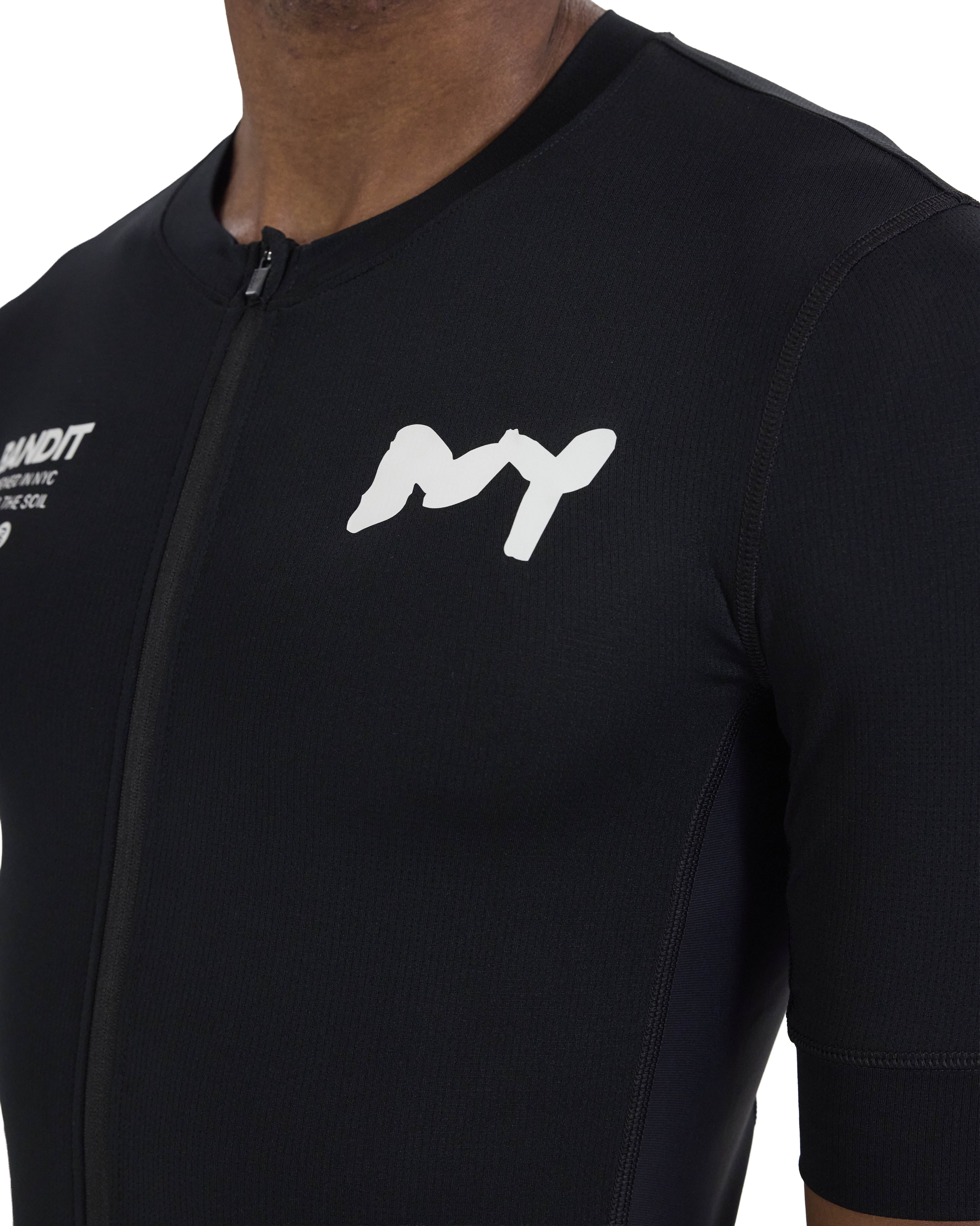 Bandit Running Pieced Short Sleeve Zip Top