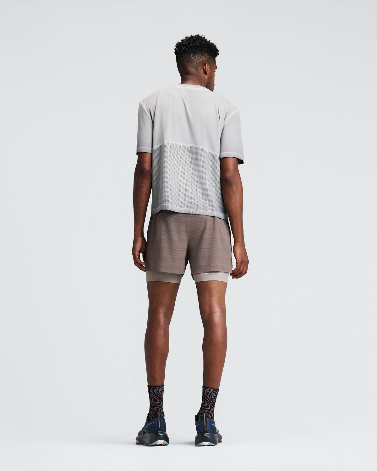 BANDIT RUNNING — MEN'S COOLGRID™ DUO SHORT — COCOA