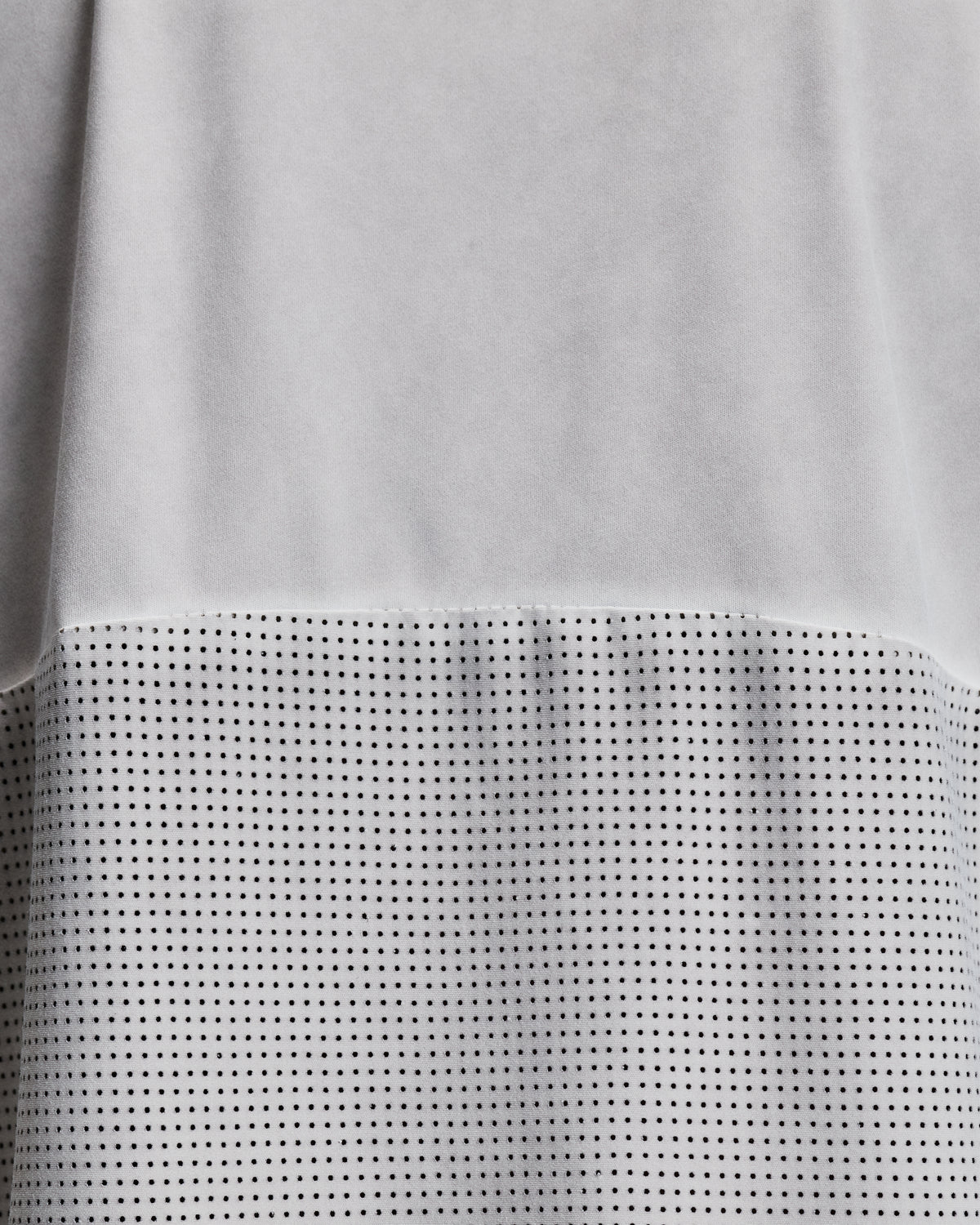 BANDIT RUNNING — MEN'S FRIOSOFT™ PERFORATED BOX TEE — CONCRETE TAUPE
