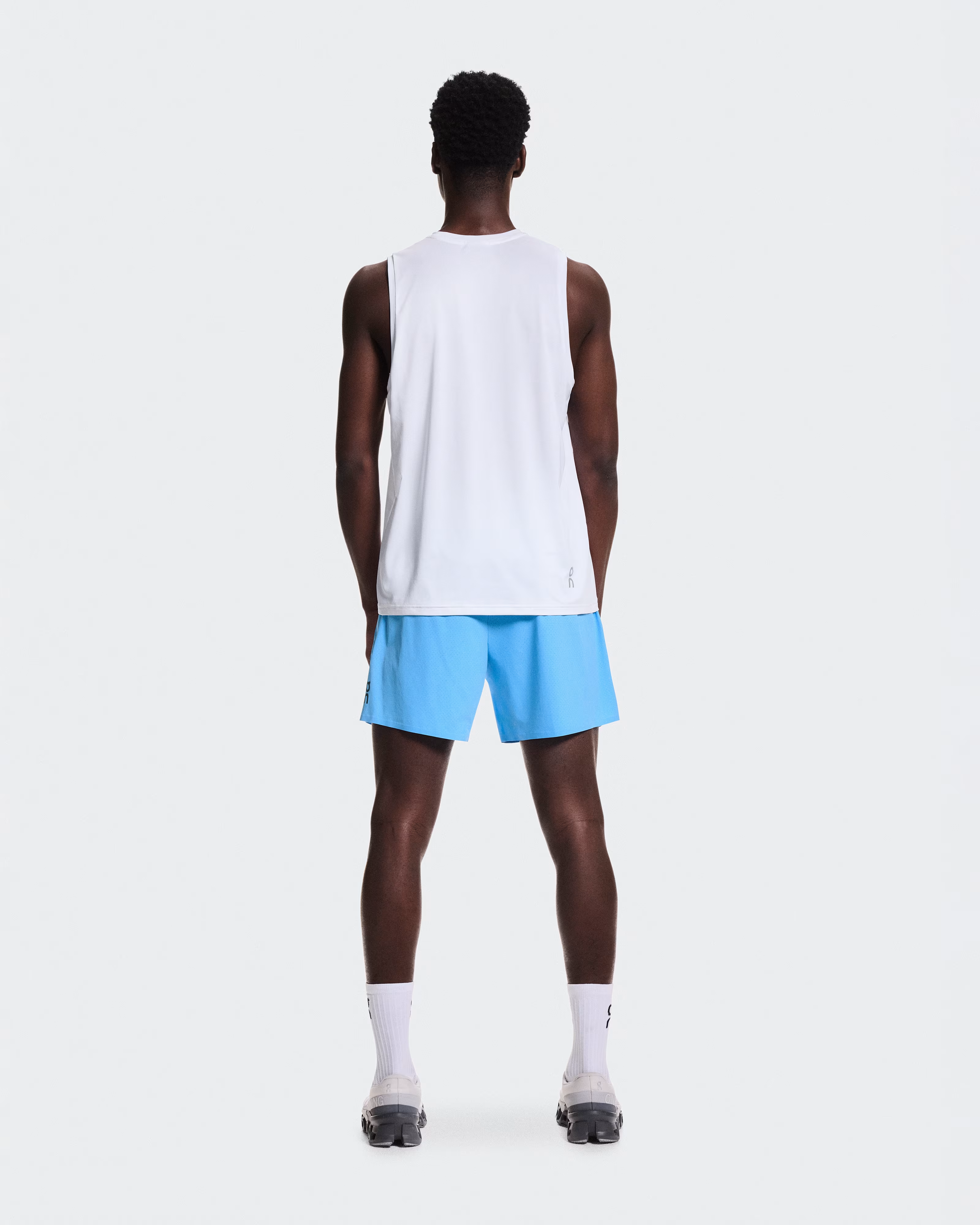 ON 5" PERFORMANCE SHORTS