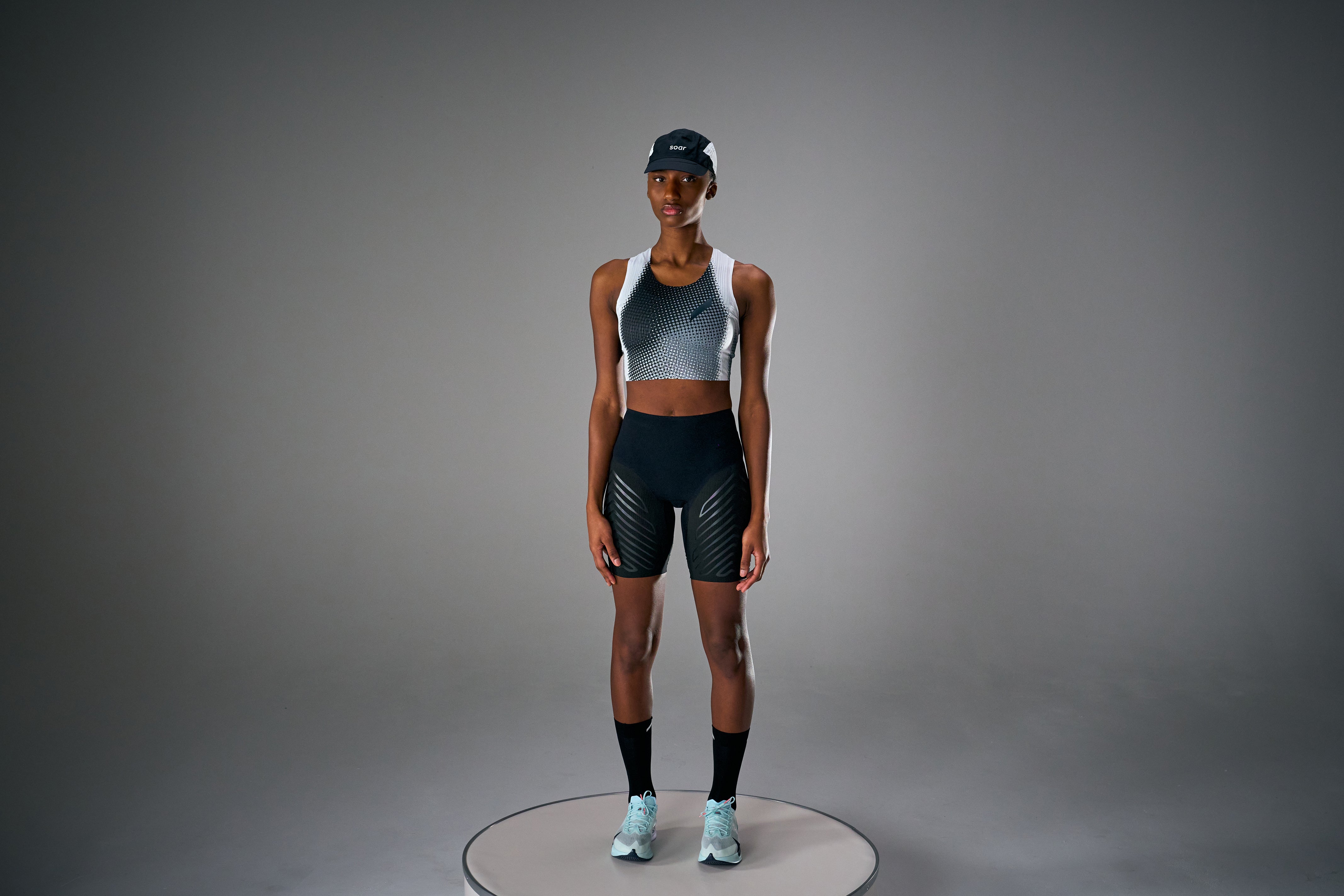 SOAR WOMEN'S CROP RACE VEST