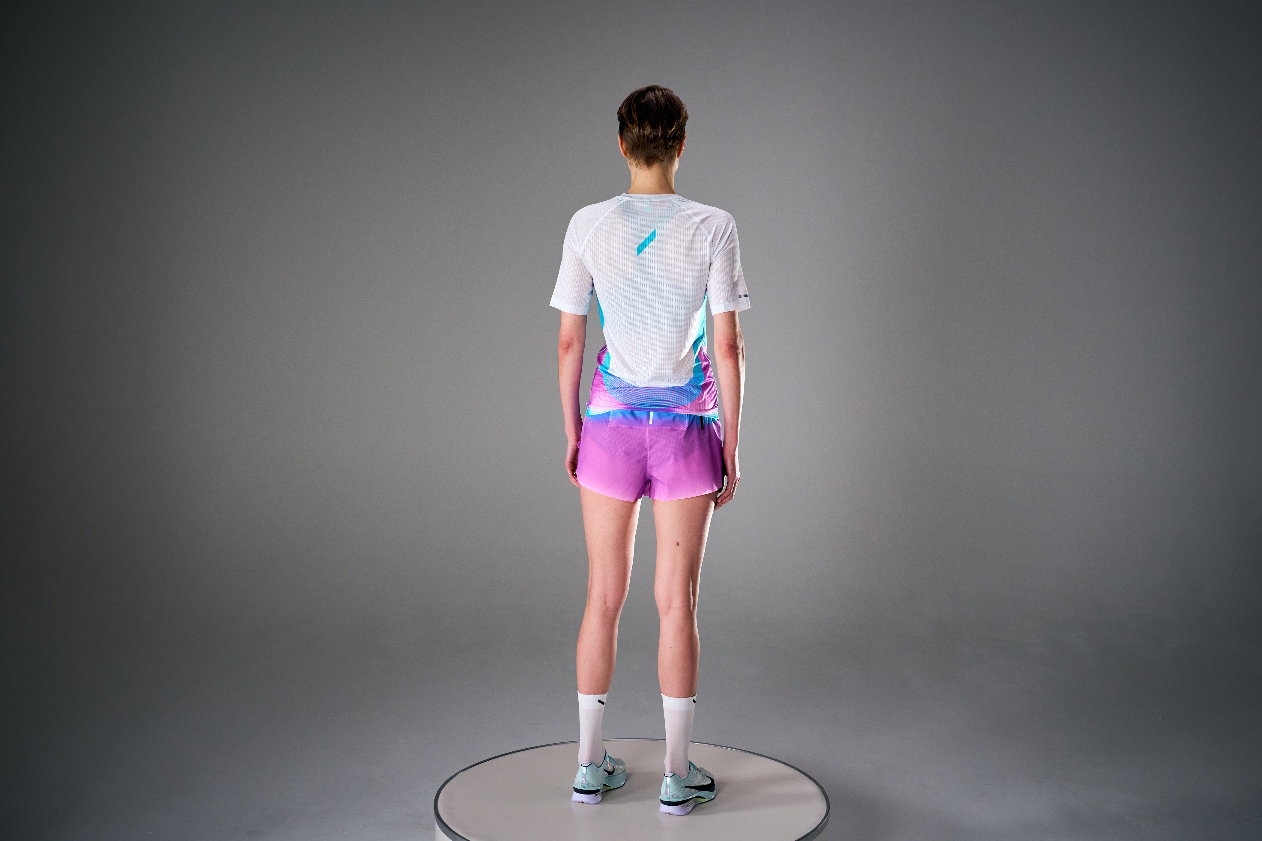 SOAR WOMEN'S RACE TEE