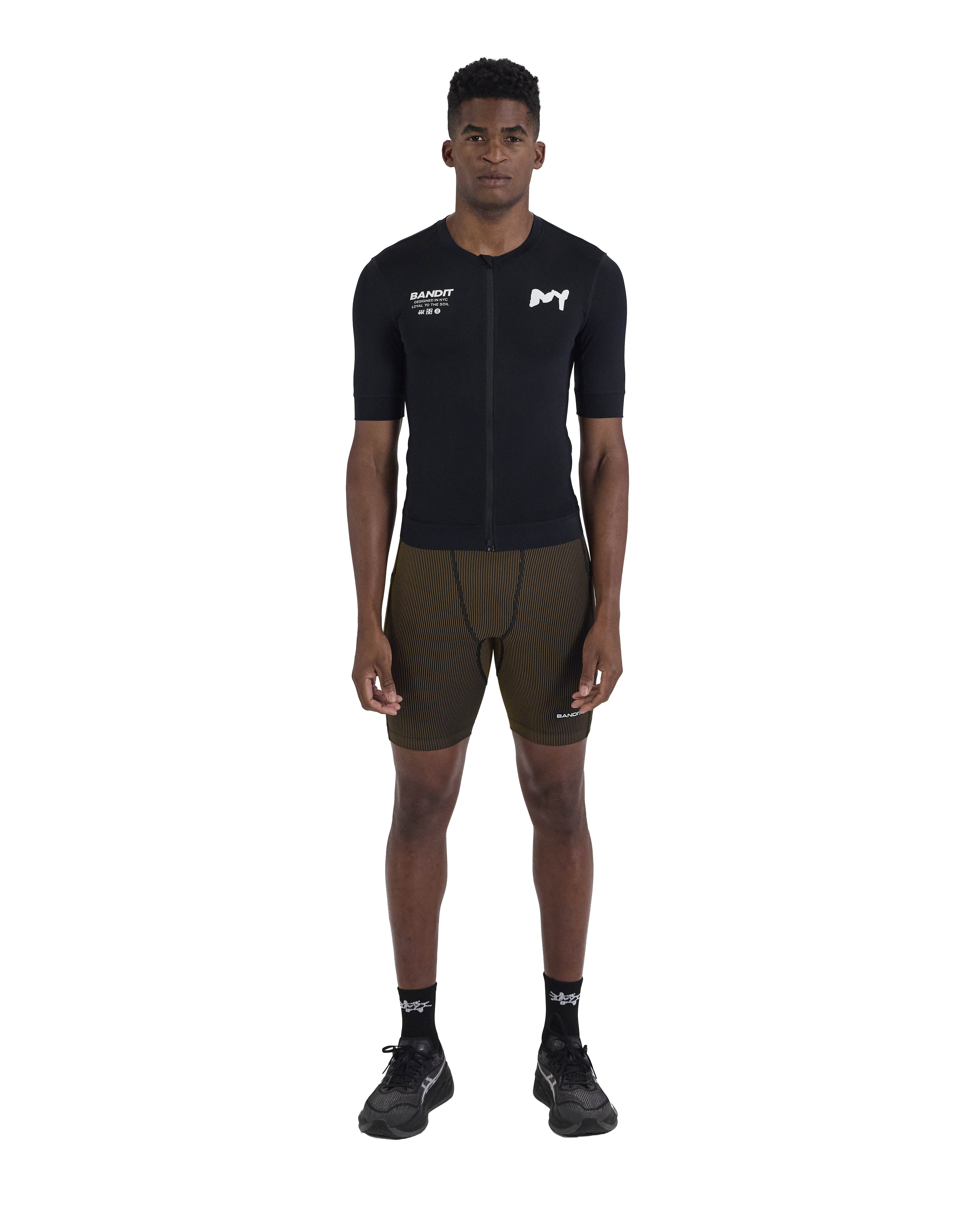 Bandit Running Pieced Short Sleeve Zip Top