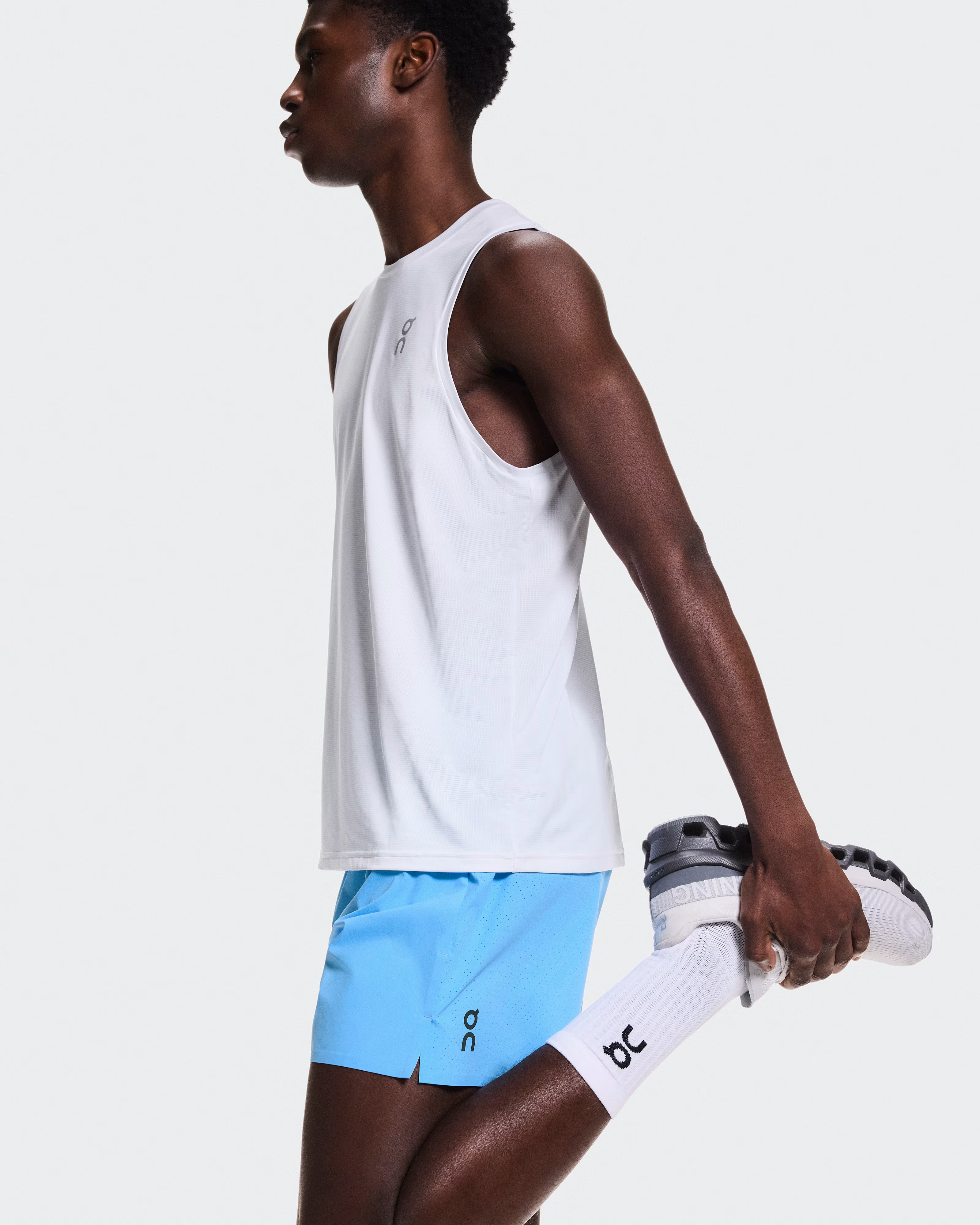 ON 5" PERFORMANCE SHORTS