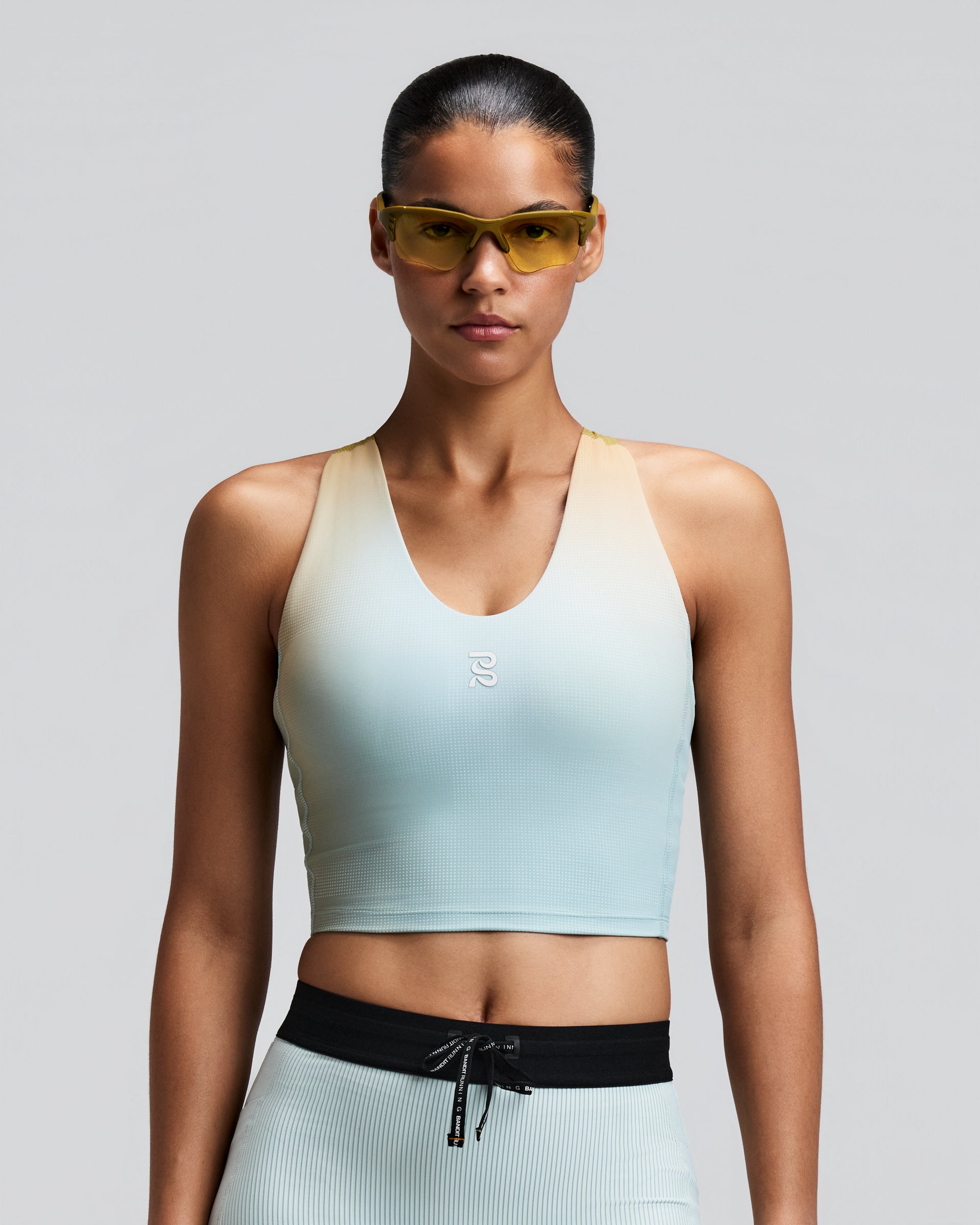 BANDIT RUNNING VANISHER V-NECK RACE CROP