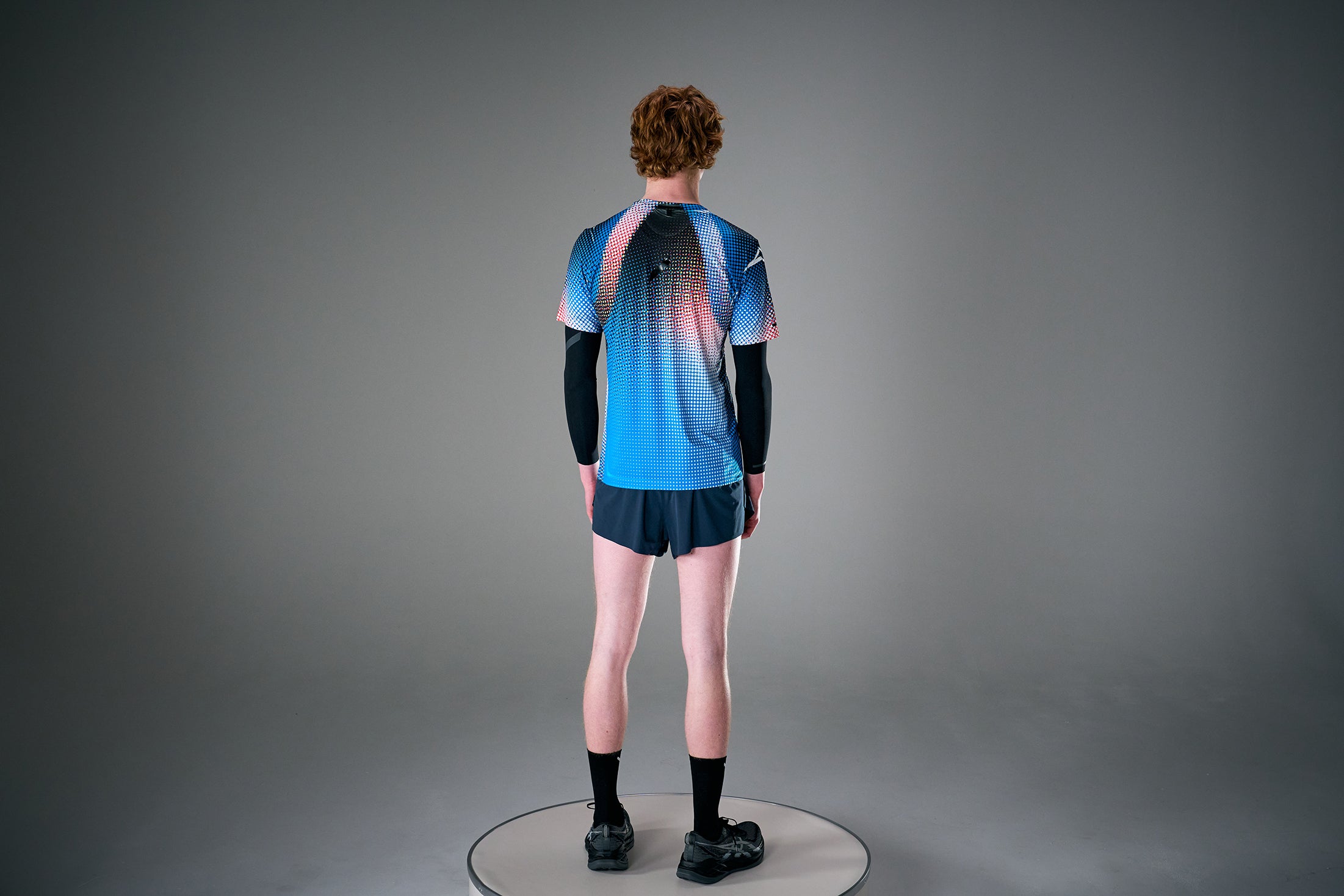SOAR MEN'S PRINTED TECH TEE